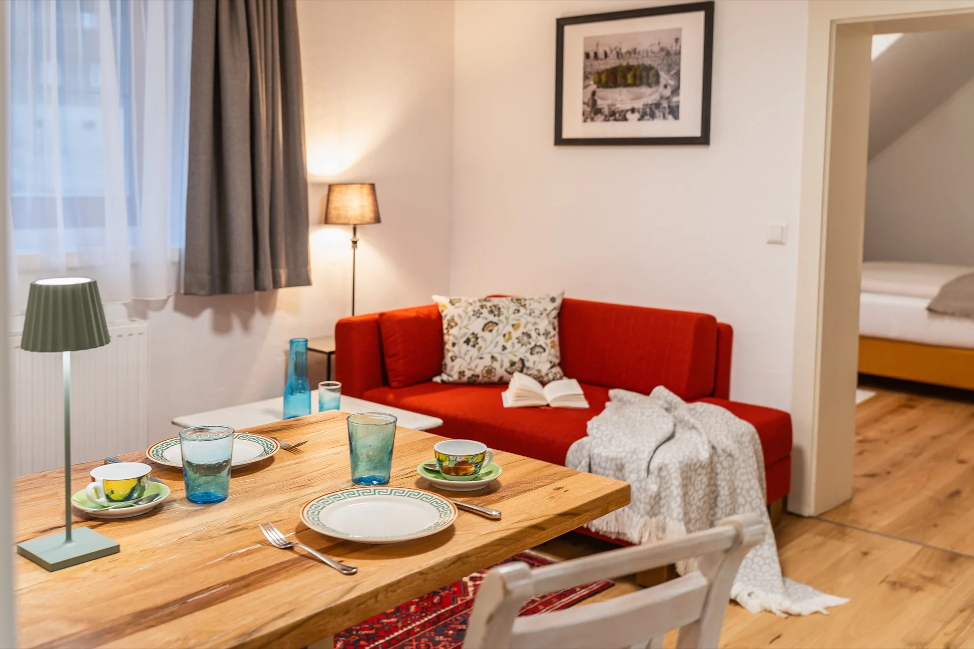 Landhaus Prägant Nr.18 — Esstisch Detail – Appartement Nr.18 Landhaus Prägant Bad Kleinkirchheim, professionelle Ferienwohnung Fotografie Kärnten